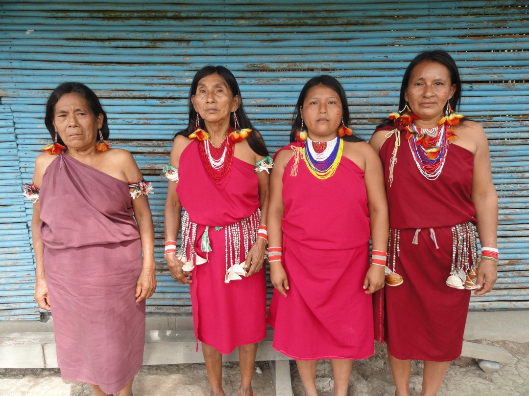 Artesanas Awajún AMARNO